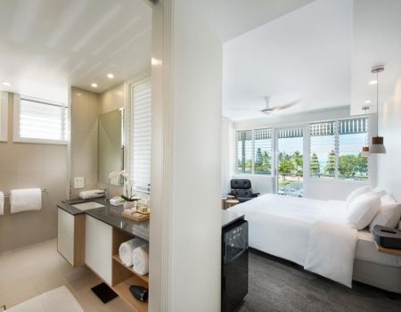 Luxury-Suite-Apartments-Airlie-Beach-7